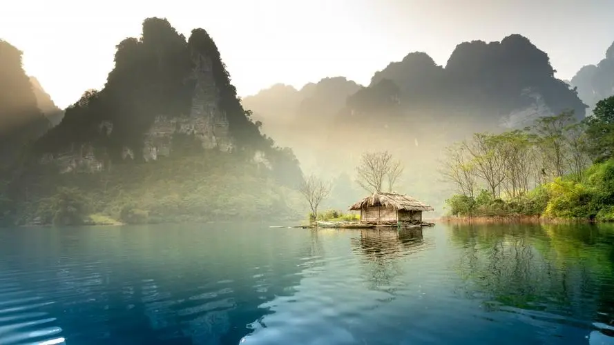 先进工业精密